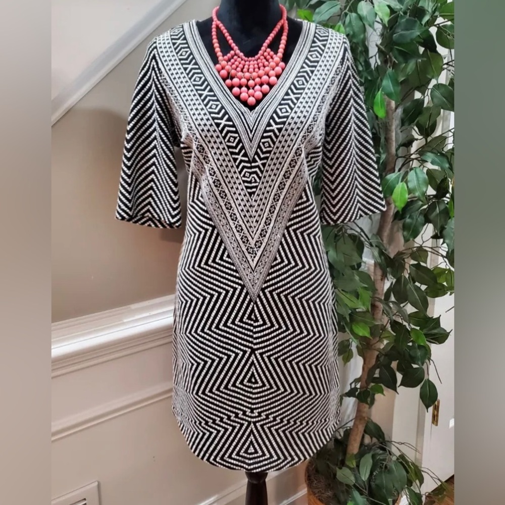 Robbie Bee women’s Black White Aztec Tribal Midi Dress Size XL NWOT